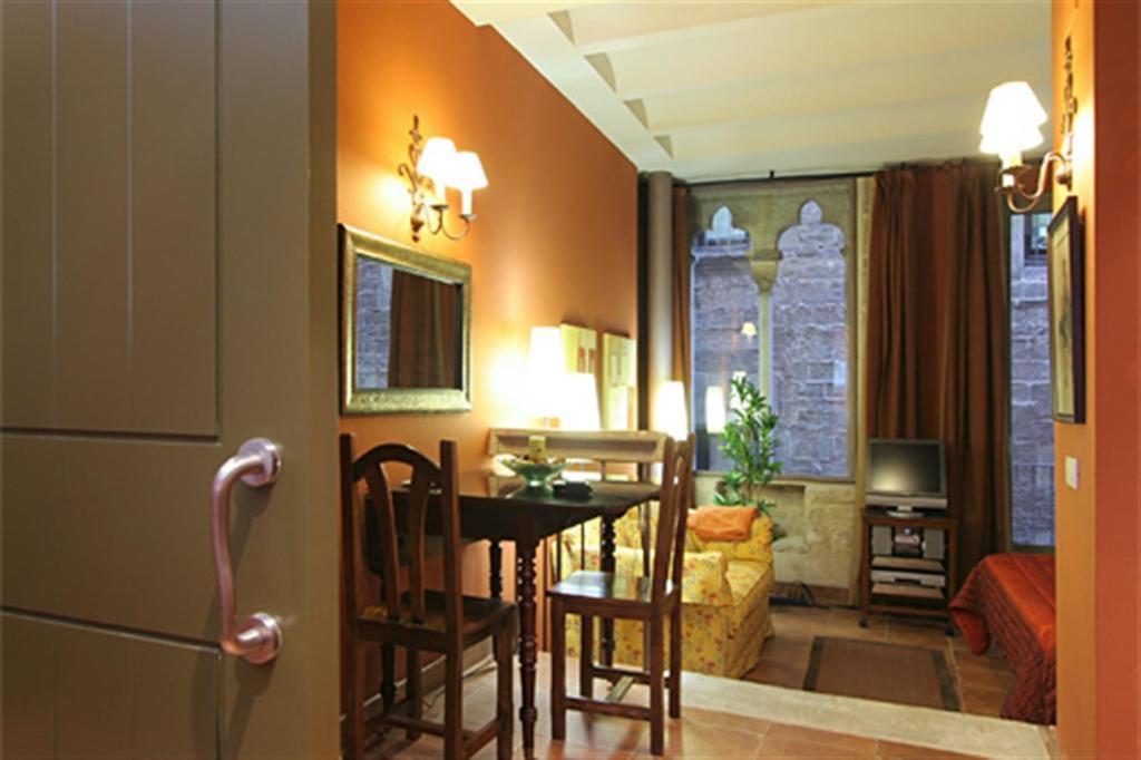 Friendly Rentals Dali Barcelona Rum bild