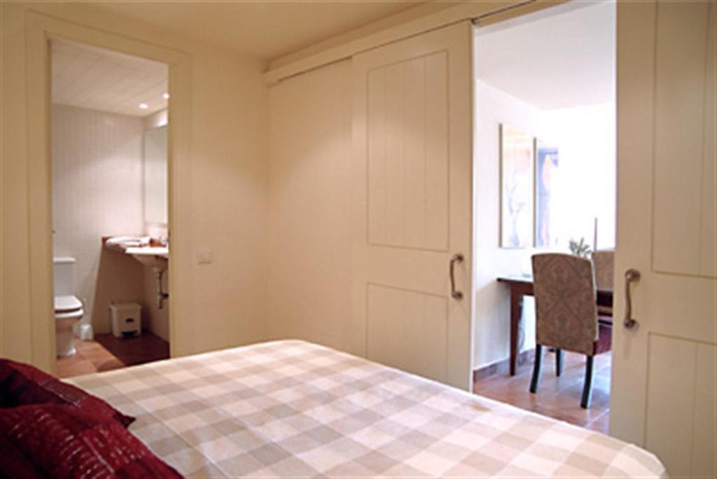 Friendly Rentals Dali Barcelona Rum bild